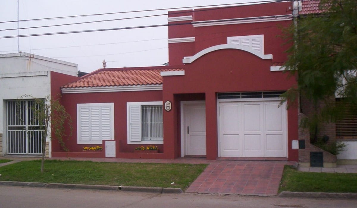 Avellaneda 800, Luján, Buenos Aires, 3 Habitaciones Habitaciones,2 BathroomsBanos,Casa,En Venta,Avellaneda,1326