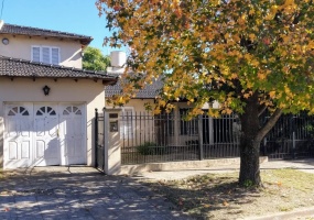 Payro 1367, Luján, Buenos Aires, 3 Habitaciones Habitaciones,1 BañoBanos,Casa,En Venta,Payro,1479